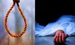 महिला की संदिग्ध परिस्थितियों में मृत्यु, शव फंदे पर लटका मिला महिला की संदिग्ध परिस्थितियों में मृत्यु, शव फंदे पर लटका मिला