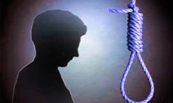 युवक ने फांसी लगा कर दी जान