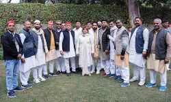 मेरा नेता मेरा अभिमान- सपा मुखिया से मुलाकात कर पाई ऊर्जा