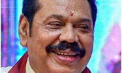 महिन्दा राजपक्षे पर किसका दबाव