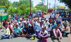 किसानों ने किया विभिन्न मार्गों पर चक्का जाम