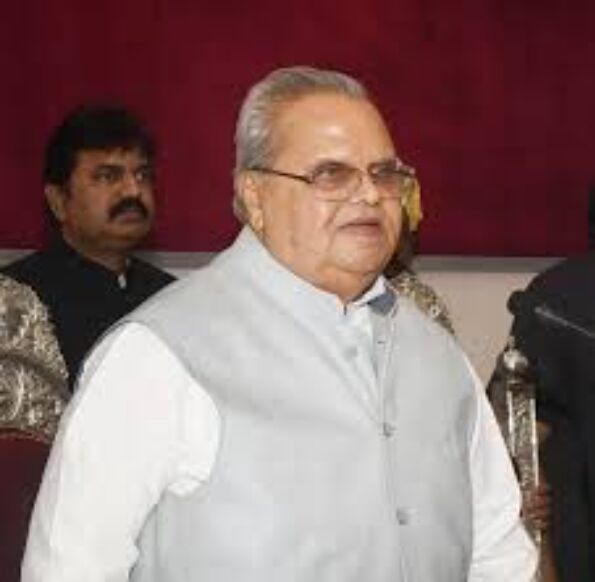 किसानों के आंदोलन को दबाया नहीं जा सकता - राज्यपाल किसानों के आंदोलन को दबाया नहीं जा सकता - राज्यपाल