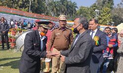 राजभवन में अफसरों ने लिया कारागार के आदर्श बैंड की धुन का आनंद राजभवन में अफसरों ने लिया कारागार के आदर्श बैंड की धुन का आनंद