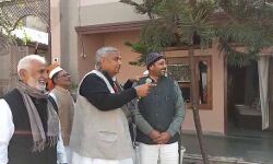 फैसला किसानों का होगा- हम सहयोग करेंगेः हरेन्द्र मलिक फैसला किसानों का होगा- हम सहयोग करेंगेः हरेन्द्र मलिक