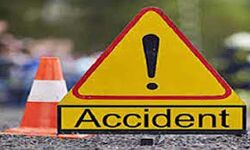 ट्रक और पिकप की भिड़ंत में 6 मरे