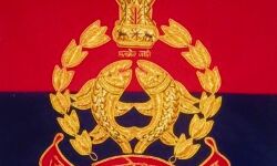 सड़क हादसे में बाइक सवार युवक की मृत्यु, दो छात्र घायल