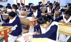 आ गई परीक्षा की घडी-इंटर एवं हाईस्कूल की परीक्षाएं 24 अप्रैल से आ गई परीक्षा की घडी-इंटर एवं हाईस्कूल की परीक्षाएं 24 अप्रैल से