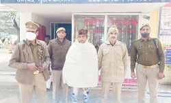 पत्नी की हत्या कर भागा पति महज 8 घंटे में गिरफ्तार पत्नी की हत्या कर भागा पति महज 8 घंटे में गिरफ्तार