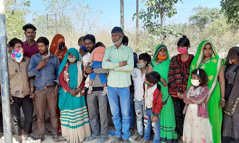 ठेकेदार के चंगुल से 19 मजदूरों को कराया मुक्त- CM ने की प्रशंसा