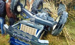 ट्रैक्टर पलटने से हुई दुर्घटना ट्रैक्टर पलटने से हुई दुर्घटना