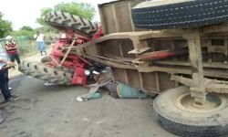 ओवरलोडिंग ने ले ली मजदूर की जान का