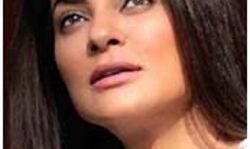 सुष्मिता ने भी पोस्ट से किया विचलित