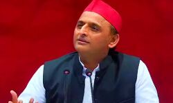 लोकतंत्र को कमजोर कर रही है भाजपा: अखिलेश लोकतंत्र को कमजोर कर रही है भाजपा: अखिलेश