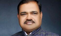 2 दिन में लूट का खुलासा न हुआ तो सुभाष चौहान करेंगे आंदोलन 2 दिन में लूट का खुलासा न हुआ तो सुभाष चौहान करेंगे आंदोलन