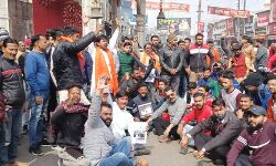 रिंकू शर्मा के हत्यारों को फांसी न हुई,तो ब्राह्मण समाज करेगा आंदोलन रिंकू शर्मा के हत्यारों को फांसी न हुई,तो ब्राह्मण समाज करेगा आंदोलन