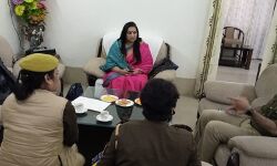 महिला आयोग की उपाध्यक्ष बनी पीडित महिलाओं का सहारा महिला आयोग की उपाध्यक्ष बनी पीडित महिलाओं का सहारा