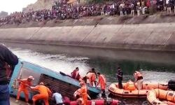 दो और शव मिले, मृतकों की संख्या बढ़कर 49 हुयी