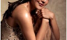 सिंघम फेम बॉलीवुड एक्ट्रेस का मेकअप लुक सिंघम फेम बॉलीवुड एक्ट्रेस का मेकअप लुक