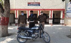 वाहन चोर गिरफ्तार वाहन चोर गिरफ्तार