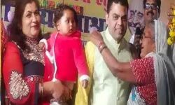 DM ने वृद्धाश्रम में मनाया पुत्री का जन्मदिन DM ने वृद्धाश्रम में मनाया पुत्री का जन्मदिन