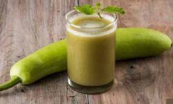 वजन घटाने में मदद करता है लौकी का जूस वजन घटाने में मदद करता है लौकी का जूस