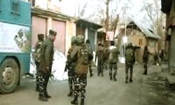 सुरक्षा बलों के साथ मुठभेड़ में तीन आतंकवादी ढेर ,SPO शहीद