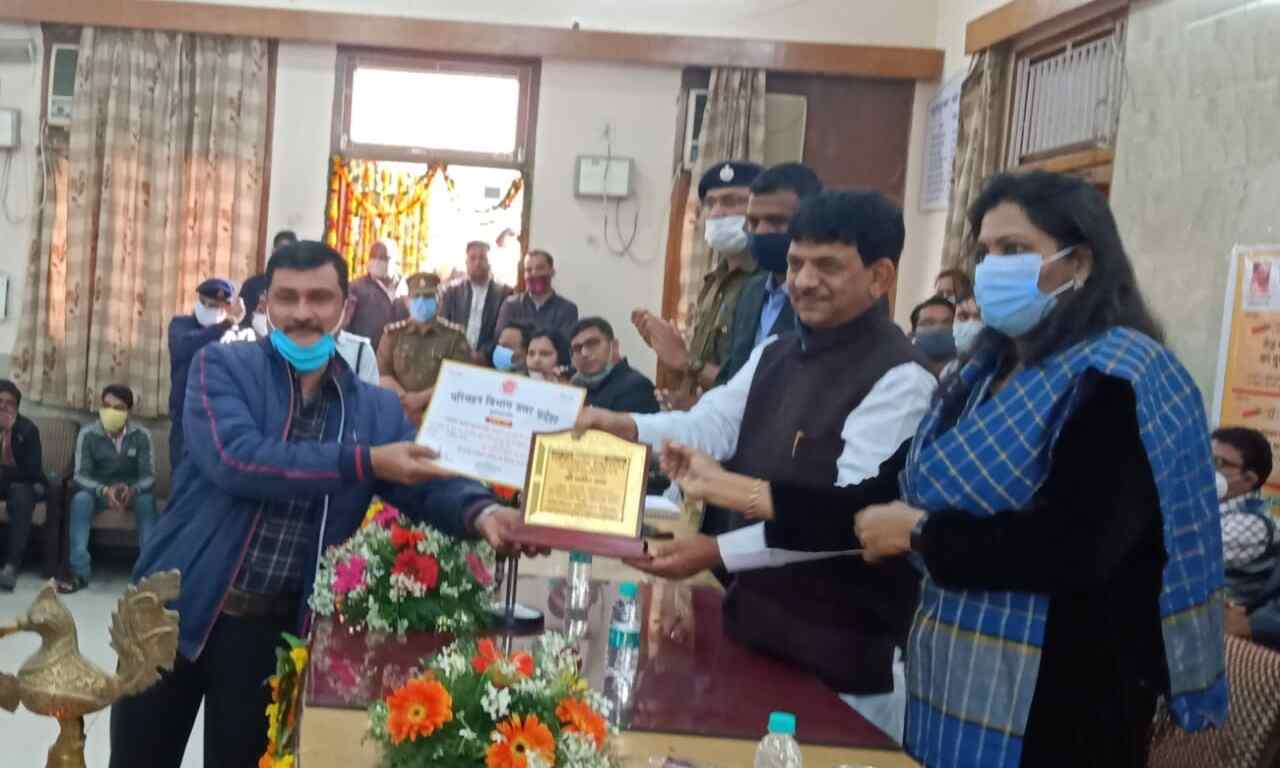 सड़क सुरक्षा माह का समापन- यातायात नियमों की जानकारी होनी चाहिए- कपिल देव