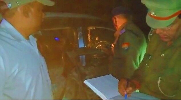 चार दिन पहले बनी थी दुल्हन- आई उल्टी- मौत ने मार लिया झपट्टा चार दिन पहले बनी थी दुल्हन- आई उल्टी- मौत ने मार लिया झपट्टा