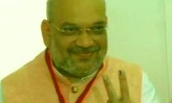 अमित शाह ने किया मतदान