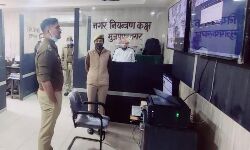 एसएसपी ने कंट्रोल रूम का निरीक्षण कर जांची तीसरी आंख की सक्रियता एसएसपी ने कंट्रोल रूम का निरीक्षण कर जांची तीसरी आंख की सक्रियता