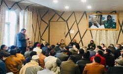 महबूबा फिर से अध्यक्ष निर्वाचित महबूबा फिर से अध्यक्ष निर्वाचित