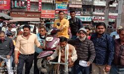 महंगाई की मार- चूल्हे से फिर उठा धुआं- स्कूटी को मिला आराम