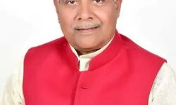 योगी सरकार के बजट में जनता के लिए कुछ भी नही- प्रमोद त्यागी योगी सरकार के बजट में जनता के लिए कुछ भी नही- प्रमोद त्यागी