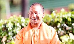 योगी बोले- महिला सम्मान के लिये सरकार कटिबद्ध योगी बोले- महिला सम्मान के लिये सरकार कटिबद्ध