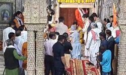 कांग्रेस महासचिव प्रियंका गांधी ने किये बांके बिहारी के दर्शन