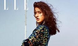 सारा का फोटोशूट सोशल मीडिया पर वायरल- दिखा ग्लैमरस अवतार सारा का फोटोशूट सोशल मीडिया पर वायरल- दिखा ग्लैमरस अवतार