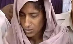 सात लोगों की हत्यारिन- फिर टली शबनम की फांसी- क्या है मामला सात लोगों की हत्यारिन- फिर टली शबनम की फांसी- क्या है मामला