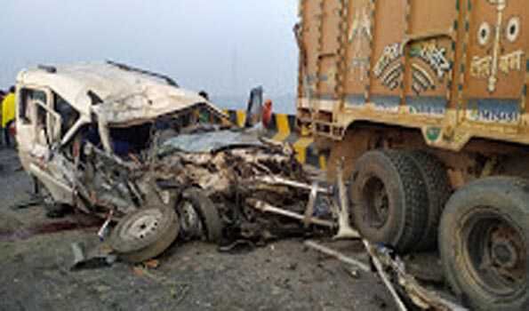 राष्ट्रीय राजमार्ग- ट्रक और स्कॉर्पियो के बीच हुई जोरदार टक्कर- 6 की मौत
