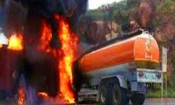तेल डिपो में खड़े टैंकर के केबिन में लगी आग