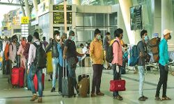 दिल्ली में कोविड निगेटिव रिपोर्ट के बिना- नो एन्ट्री दिल्ली में कोविड निगेटिव रिपोर्ट के बिना- नो एन्ट्री