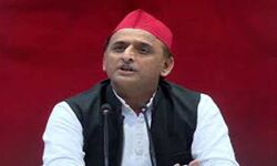 प्रदेश में कानून व्यवस्था पूरी तरह ध्वस्त, जंगलराज कायम- अखिलेश यादव प्रदेश में कानून व्यवस्था पूरी तरह ध्वस्त, जंगलराज कायम- अखिलेश यादव