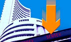 वैश्विक कारकों से घरेलू शेयर बाजार हुआ धड़ाम