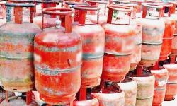 मार्च के पहले ही दिन महंगाई का हाई वोल्टेज झटका मार्च के पहले ही दिन महंगाई का हाई वोल्टेज झटका