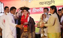 PM कर रहे असम की आईडेंटिटी पर हमला- प्रियंका