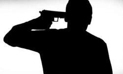 रिटायर हेड कांस्टेबल ने खुद को मारी गोली रिटायर हेड कांस्टेबल ने खुद को मारी गोली