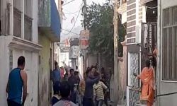 खूब चले लाठी-डंडे- पथराव-कई घायल खूब चले लाठी-डंडे- पथराव-कई घायल