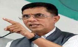 फोन कॉल के इंतजार में हैं आंदोलनकारी किसान: कांग्रेस फोन कॉल के इंतजार में हैं आंदोलनकारी किसान: कांग्रेस