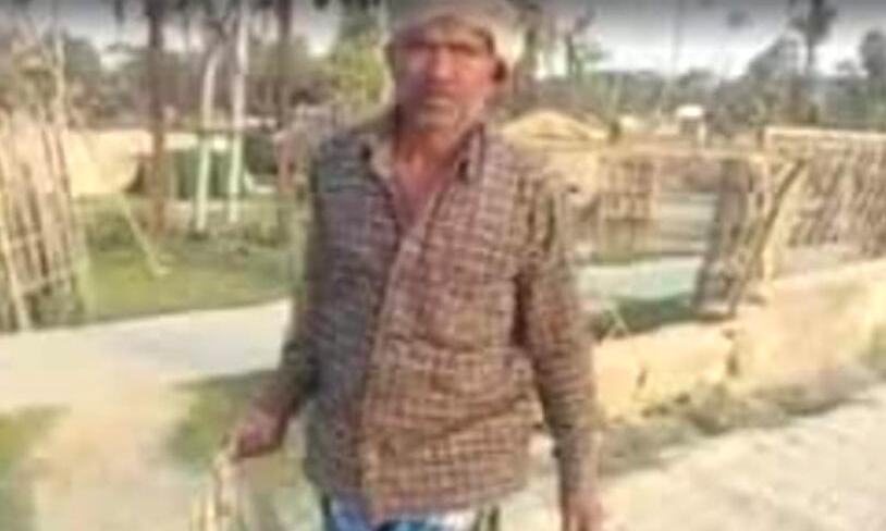 सिस्टम की संवेदनहीनता- बेटे के शव को बोरी में भरकर 3 किलोमीटर पैदल चला अभागा बाप