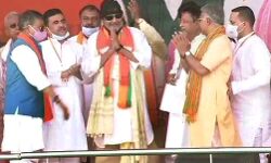 मशहूर बॉलीवुड अभिनेता भाजपा में शामिल हुए मशहूर बॉलीवुड अभिनेता भाजपा में शामिल हुए