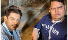 इस तरह के फैन भी मिलते हैं सिद्धार्थ से इस तरह के फैन भी मिलते हैं सिद्धार्थ से